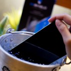 ฟิล์มกระจก HiShield 3D Triple STRONG MAX สำหรับ iPhone 17 / 16 / 15 / 14 / 13 / 12 / 11 / Air / Plus / Pro / Max