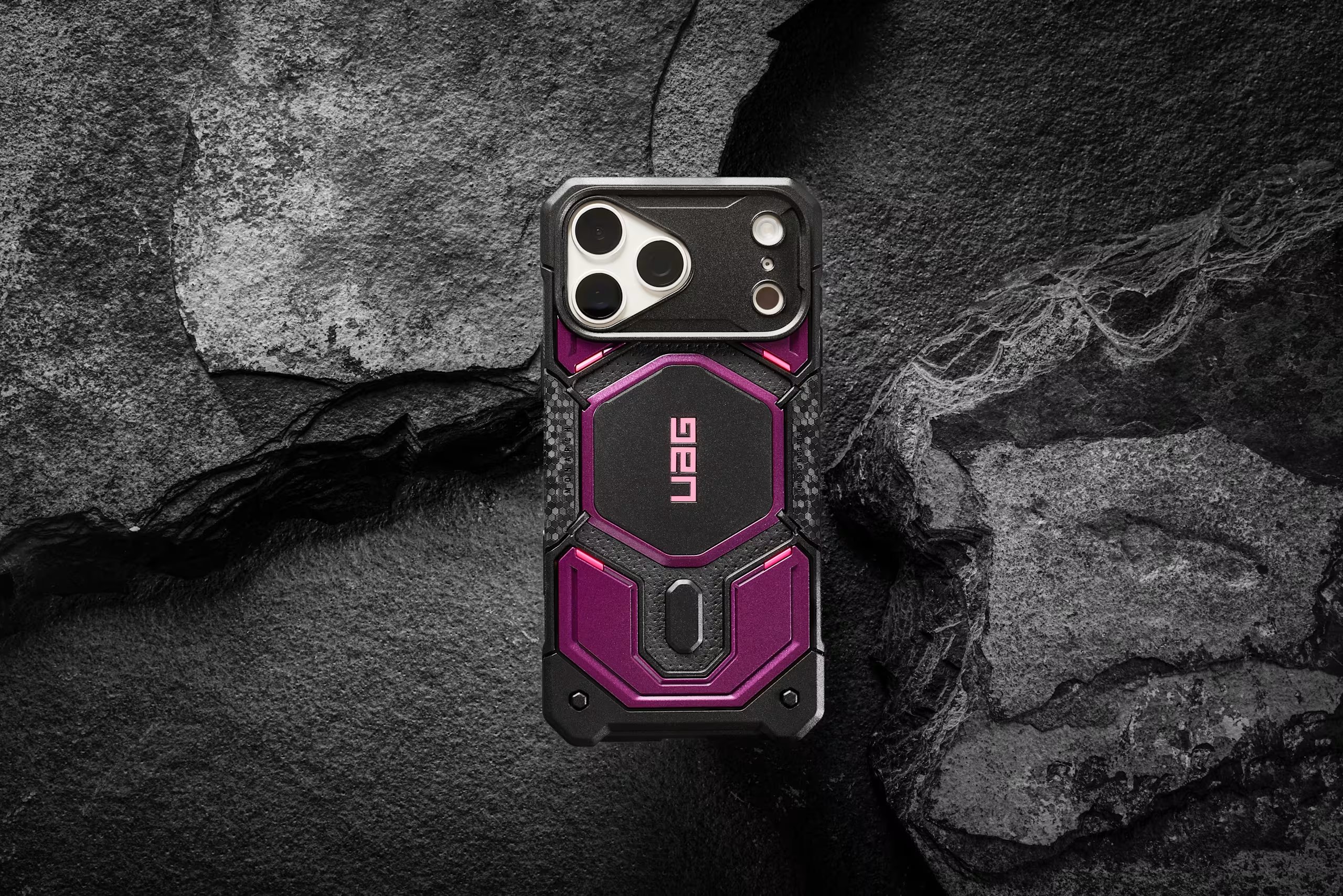 UAG Monarch Pro 25ft Drop Protection
